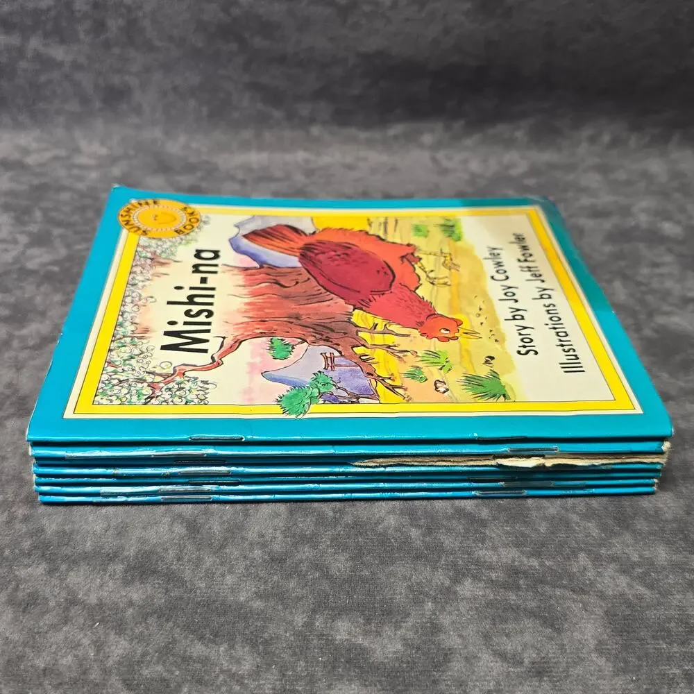 Vintage Sunshine Books The Wright Group Story By Joy Cowley 1980's Paperback